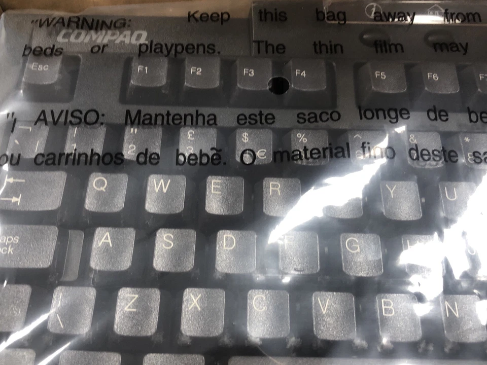 NEW x 1 COMPAQ 122659-038 UK PS/2 KEYBOARD - Image 2 of 3