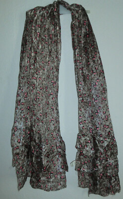 Grauer glänzender Schal mit Blümchen in pink/schwarz und Rüschen 195 x 40 cm