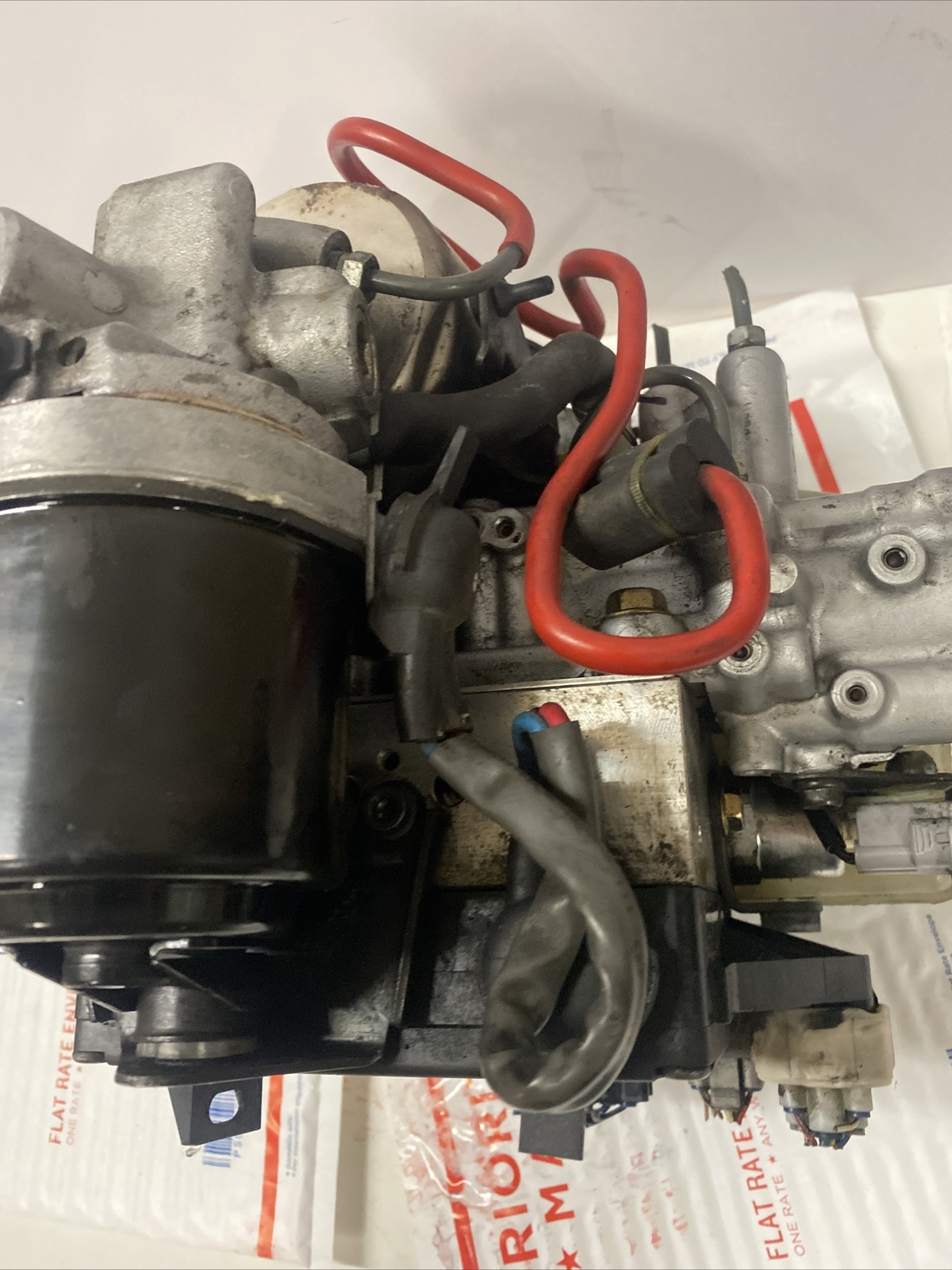 0304 Toyota 4runner ABS Pump Brake Master Cylinder Booster (150 Core