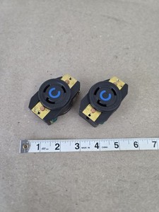 Lot of 2 ENO-3123-X Twist Lock Receptacles 20A 250V Industrial Connectors
