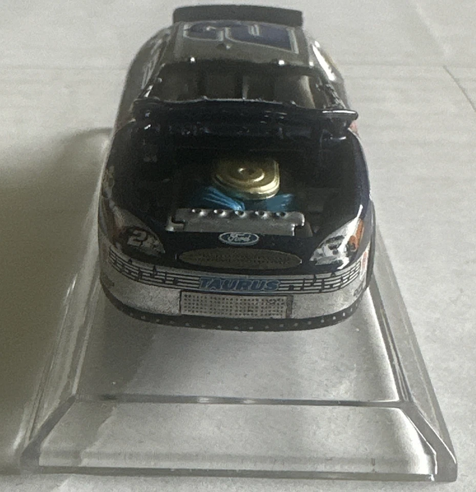 Action Elite No2 Rusty Wallace Miller Lite Elvis 25th 2002 Taurus 1:64 990/1800 - Изображение 4 из 4