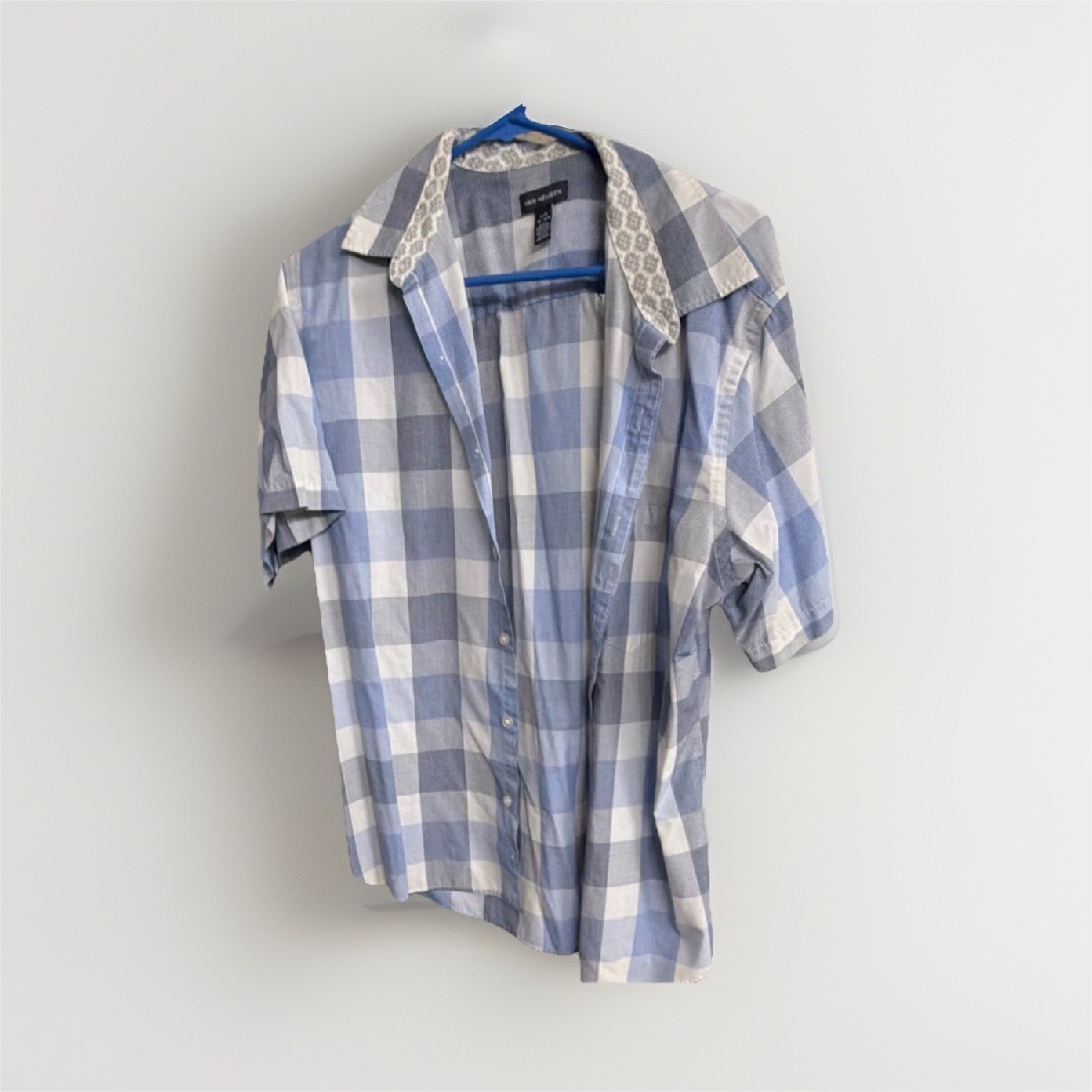 Van Heusen Men's Plaid Short Sleeve Button-Up Shirt Blue White Size L 16-16½