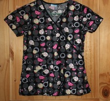 H.Q. Scrubs Scrub Top Pockets Size: XS Black no fading LADYBUGS bright colors