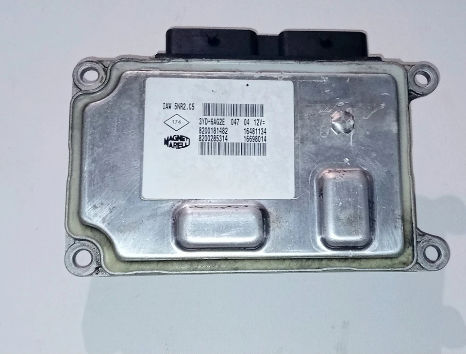 CALCULATEUR VIERGE RENAULT CLIO 2 PHASE 2 5NR2.C5 8200181482 8200285314 - Photo 2/3