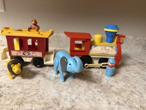 Vintage Little People circus Train-classic preschool toy-incomplete set