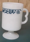 Vintage Corning Pyrex Old Town Blue Onion Footed Coffee Mug Cup Milk Glass NICE