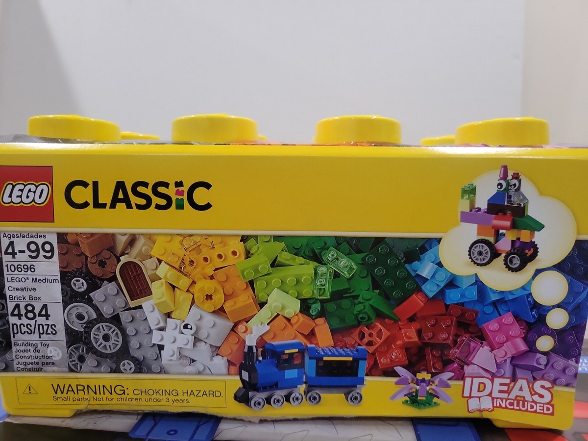 Classic Lego Creative Brick Box 484 Pieces Building Set New in Damaged  Wrapping