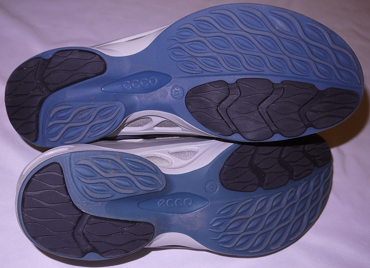 Mens Silver ECCO Performance BIOM Technical Train… - image 9