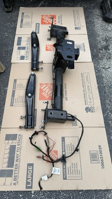 #ad 06 11 Mercedes W164 ML63 AMG ML550 Trailer Rear Tow Hitch Reinforcement Bar OEM $299.00