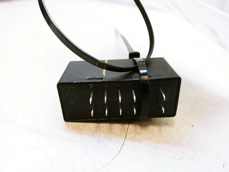 Buick Rainier 2006 advertencia de peligro intermitente resistencia relé fabricante de equipos originales usado 15231201 Foto 3 de 4