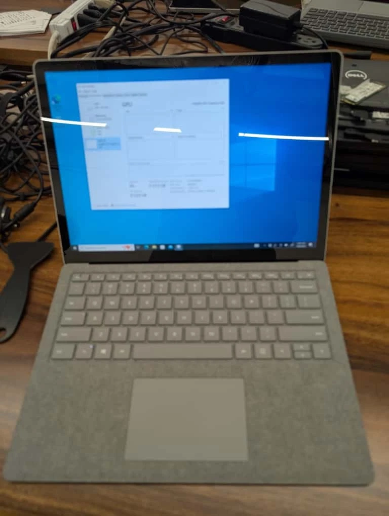 Microsoft Surface Laptop 1st Gen IntelCorei5-7200U 4GB RAM 128GB