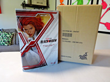 NEW Hot Toys MMS601 Black Widow 1/6th scale Snow Suit Version Collectible Figure