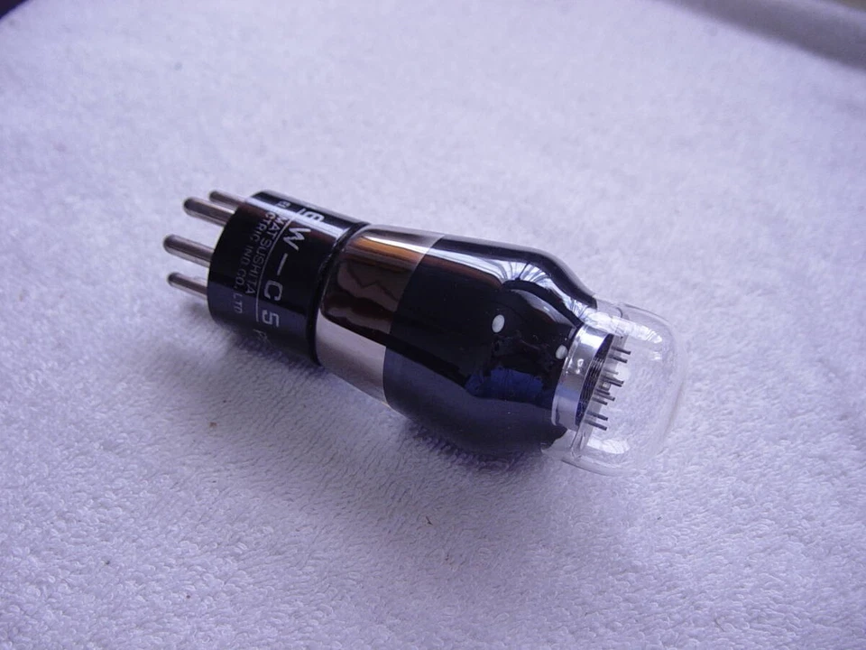 Tubos de vacío National x6 (incluye ojo mágico 6E5) - probados - JAPÓN Foto 2 de 4