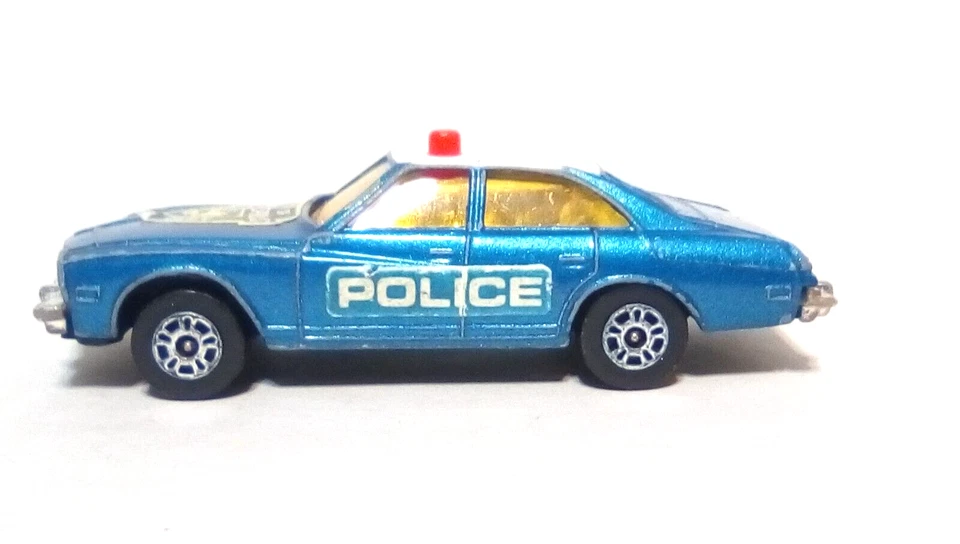 Loose Corgi Juniors BUICK REGAL POLICE CAR Scale 1:64 - Image 4 of 4