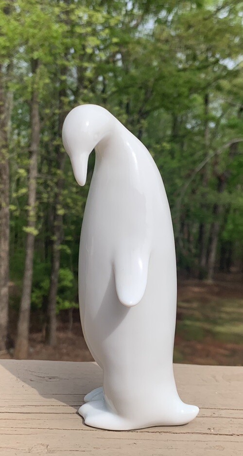 Crowning Touch Collection 6 Inch White Porcelain Mother Penguin Statue Japan