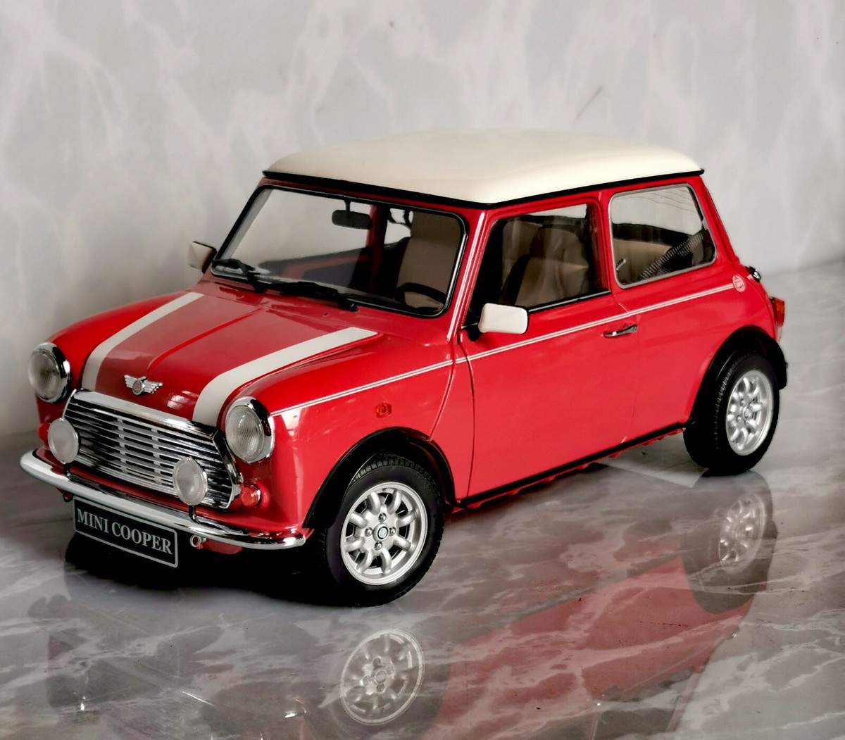 ミニカー Mini Cooper Premium Series Premium ClassiXXs Modellauto Mini Cooper rot 1:12 | eBay
