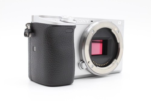 【MNT】【4194SHOTS】Sony Alpha 6400 24.2 MP Digital Camera - Silver From Japan - Picture 8 of 12