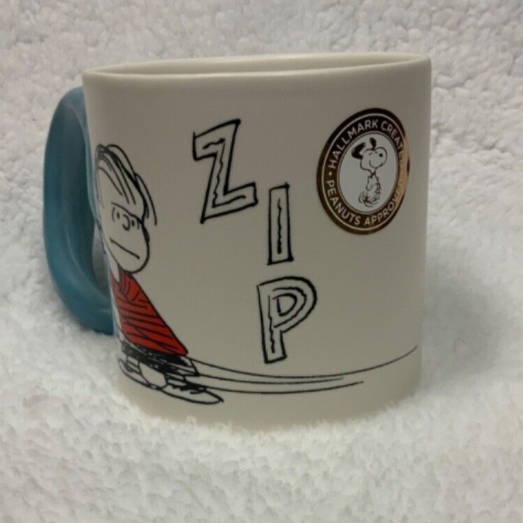 *NEW* Hallmark Peanuts Ceramic Coffee Mug Linus Blue Blanket Handle