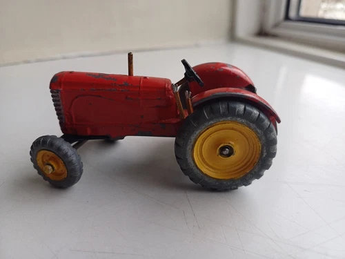 Dinky Toys Massey Harris Farm Tractor 27a for Restoration/Preservation vintage