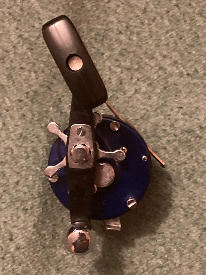 Abu Garcia Ambassadeur 6500 C3 CT 蓝色那边抛饵渔线轮 — 第 3/4 张图片