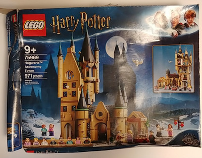 LEGO Harry Potter 75969: Hogwarts Astronomy Tower (99 percent complete)