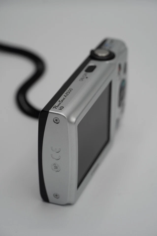 Canon PowerShot A2500 16MP + Boite + Chargeur + Housse + SD 8GB – Très bon état - Photo 2/4