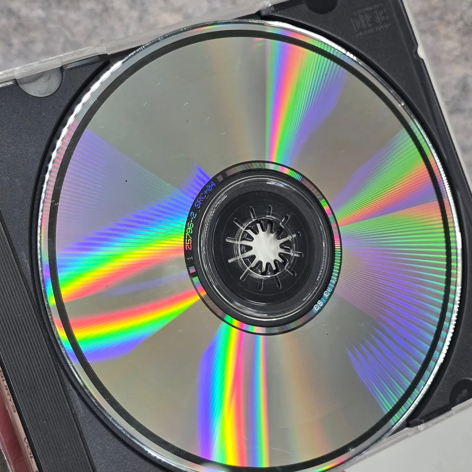 Traveling Wilburys CD Album Volume 1 Rock Music Classic ft. End of the Line Foto 4 de 4