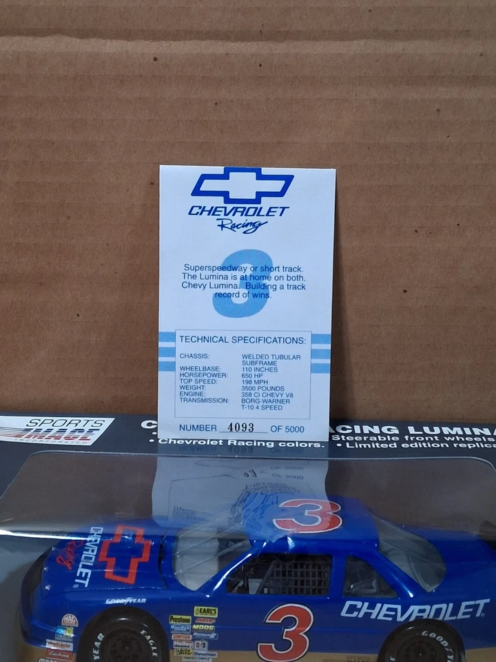 Chevy Lumina 1993 con monograma Revell Dale Earnhardt #3 Foto 3 de 4