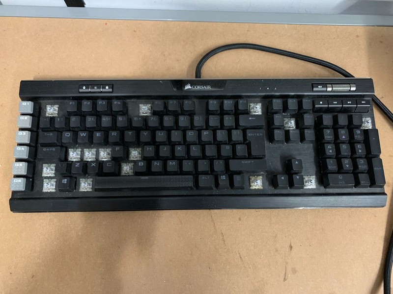 Replacement Keycaps for Corsair K95 Platinum, K70 MKII RGB, K63 and K63 Wireless
