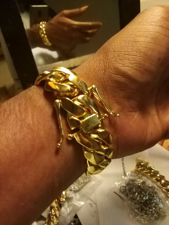    22mm Gold plated bracelet 8inch - Image 2 of 3