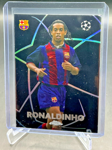 Ronaldinho #BE-1 2023 Topps Chrome UEFA Club Shadow Etch card