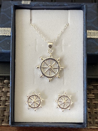 Beautiful New Sterling Silver Plated Ship Rudder Pendant Necklace & Earrings Set - Picture 2 of 9