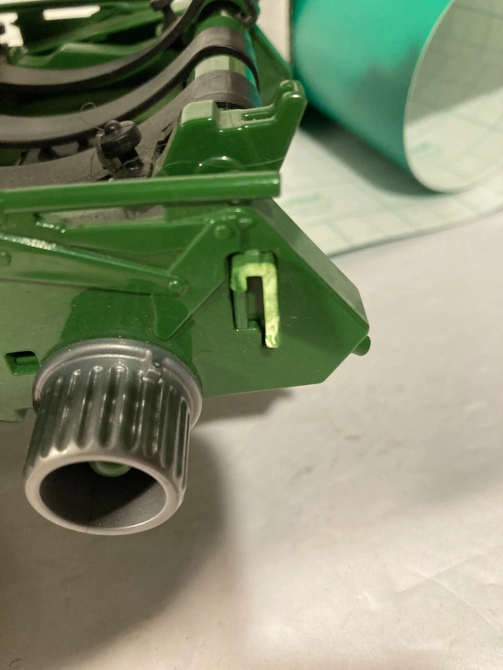 Empacadora redonda de envoltura de eje tándem John Deere C441R 1:16 de Bruder 09819 Foto 4 de 4