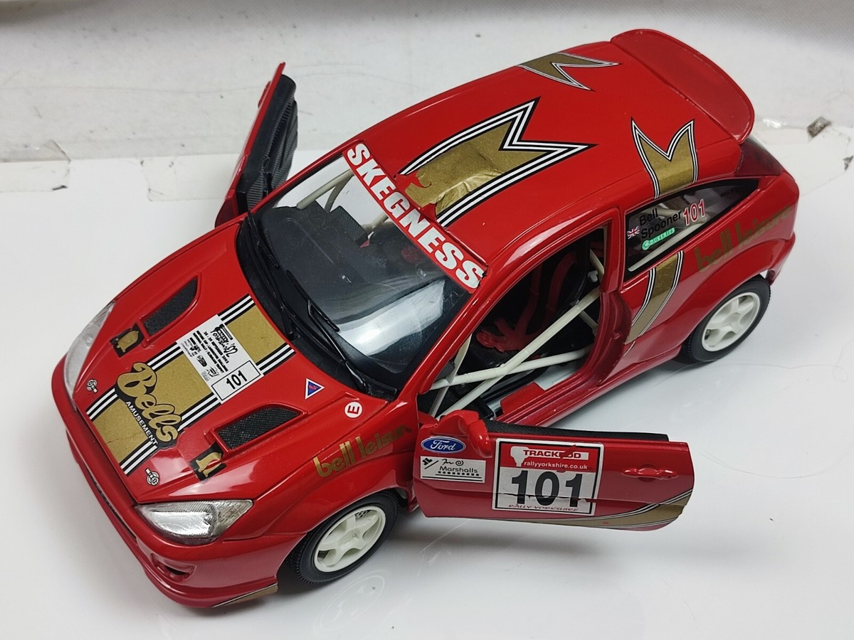 Burago 1/18 Ford Focus Wrc Red Rally Yorkshire Race Livery