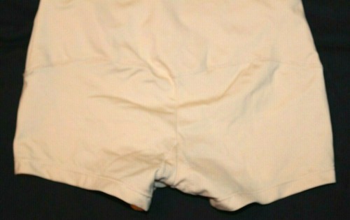 Jaclyn Smith Mujer Desnudo Cintura Alta Niño Corto Pequeño - Imagen 3 de 4