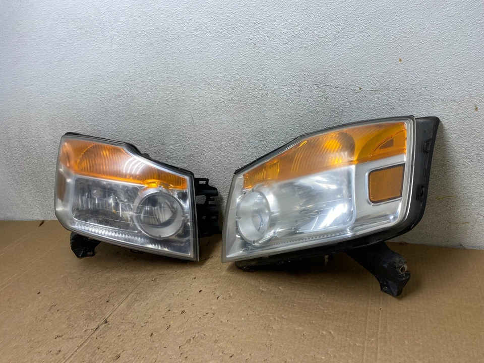 2008 - 2015 年日产 Armada 左 + 右车头灯卤素 Oem V3227 DW — 第 2/4 张图片