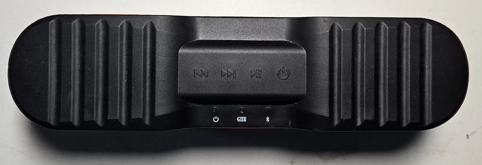 AOMAIS Sport II Portable Wireless Bluetooth Loud Speaker Waterproof Rich Bass - Image 3 of 4