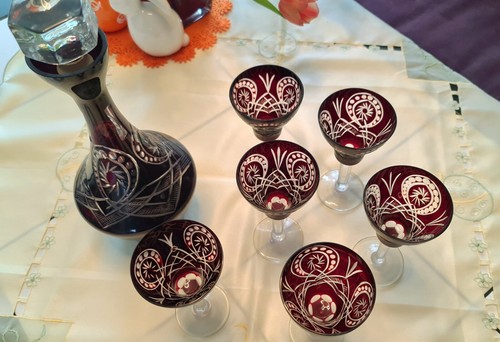 Weinkaraffe mit 6 Weingläsern, Kristallglas, rubinfarben, für Liebhaber, gut erh - Bild 4 von 4