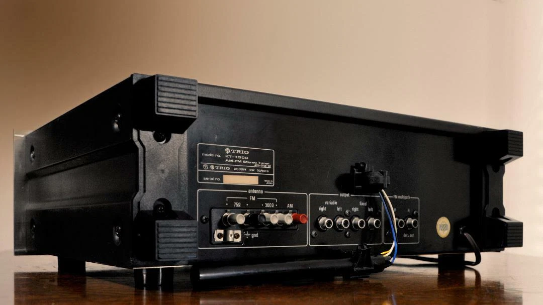 ☆TRIO TUNER KT-7300 ビンテージチューナー