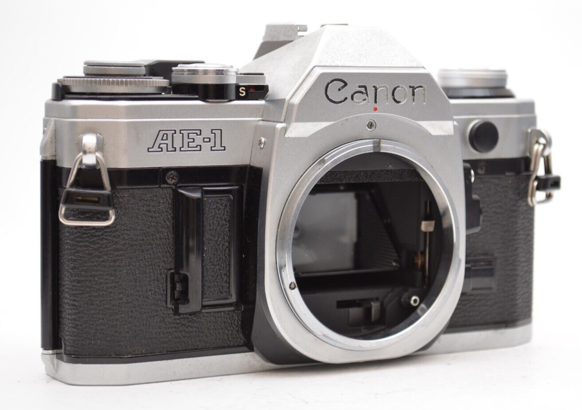 Top Mint】 Canon AE-1 Silver SLR 35mm Film New FD 75-200mm f
