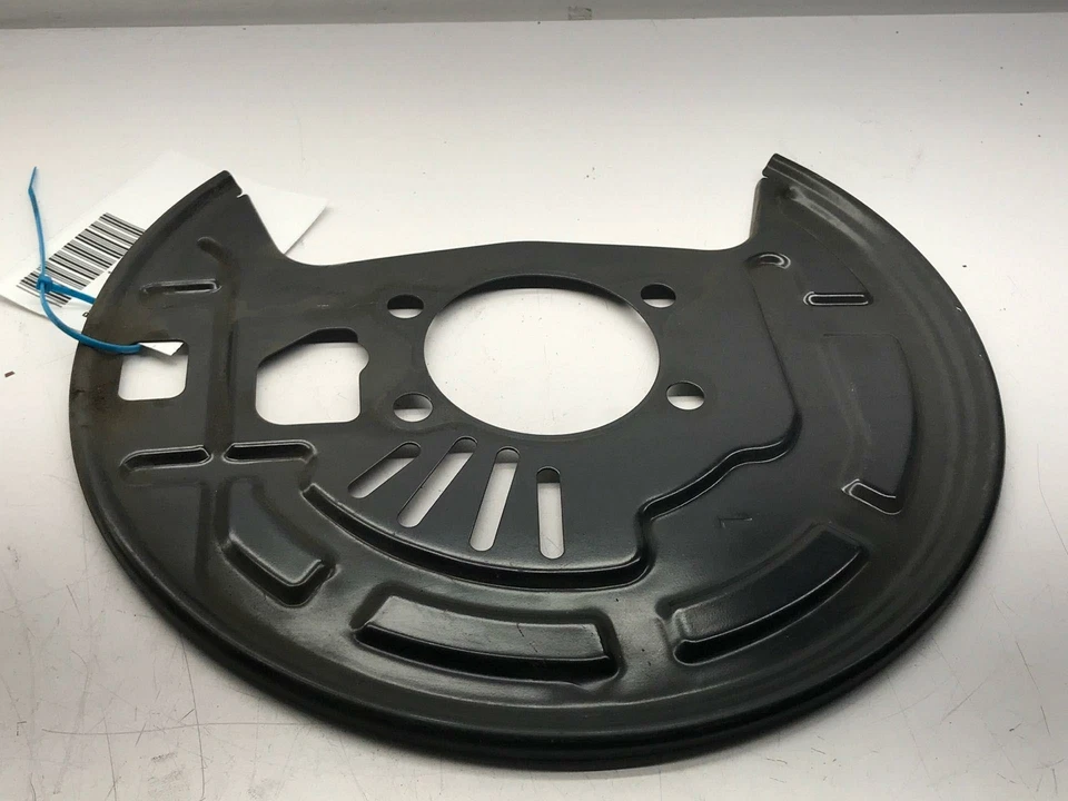 Nissan Sentra 2018 placa de respaldo de freno delantero disco protector contra el polvo conductor izquierdo usado Foto 3 de 4