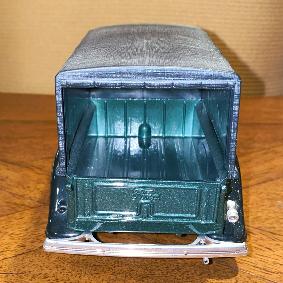 Solido Ford V8 Pick Up 1936 Coca-Cola Green & Black Model Truck 1