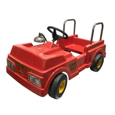 Vintage 1980s Roadmaster AMF Unit 507 Pedal Car Fire Truck Engine Kids Toy Red