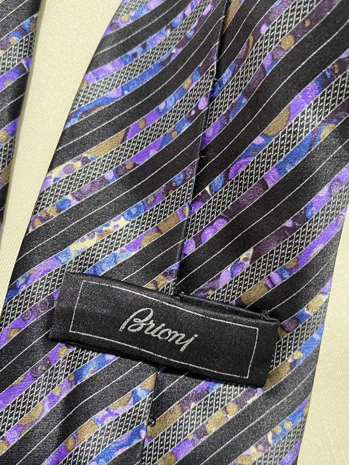 BRIONI Dis. 2s298. Corbata de seda azul de lujo hecha en Italia  Foto 3 de 4