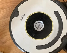 iRobot Roomba 620 Vacuum Cleaning Robot-for parts WORKS