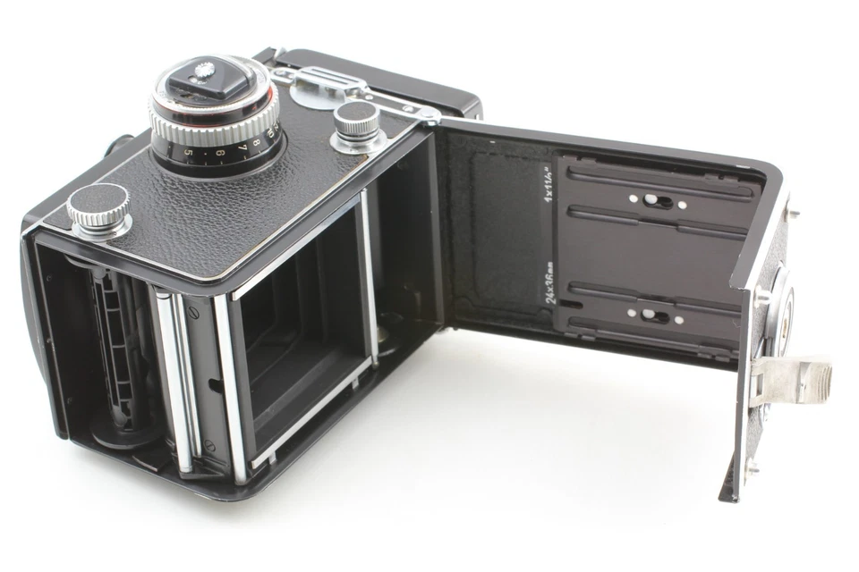 Rolleiflex 3.5E 6x6 Medium Format Film Camera Planar 75mm f/3.5 From JAPAN #1485 - image 2 of 4