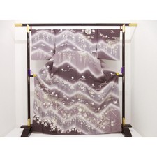 Authentic Visiting kimono with gold leaf embroidery and gradation dyeing. 2...