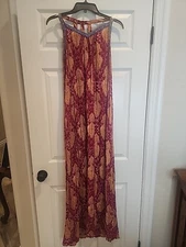 Xhilaration Women's Size Medium Boho Style Long Flowy Pink/ Magenta Dress N10#31