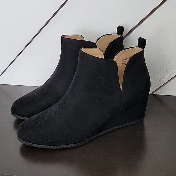 NEW Journee Collection Womens Mylee Black 9W Ankle bootie Boots - Image 2 of 4