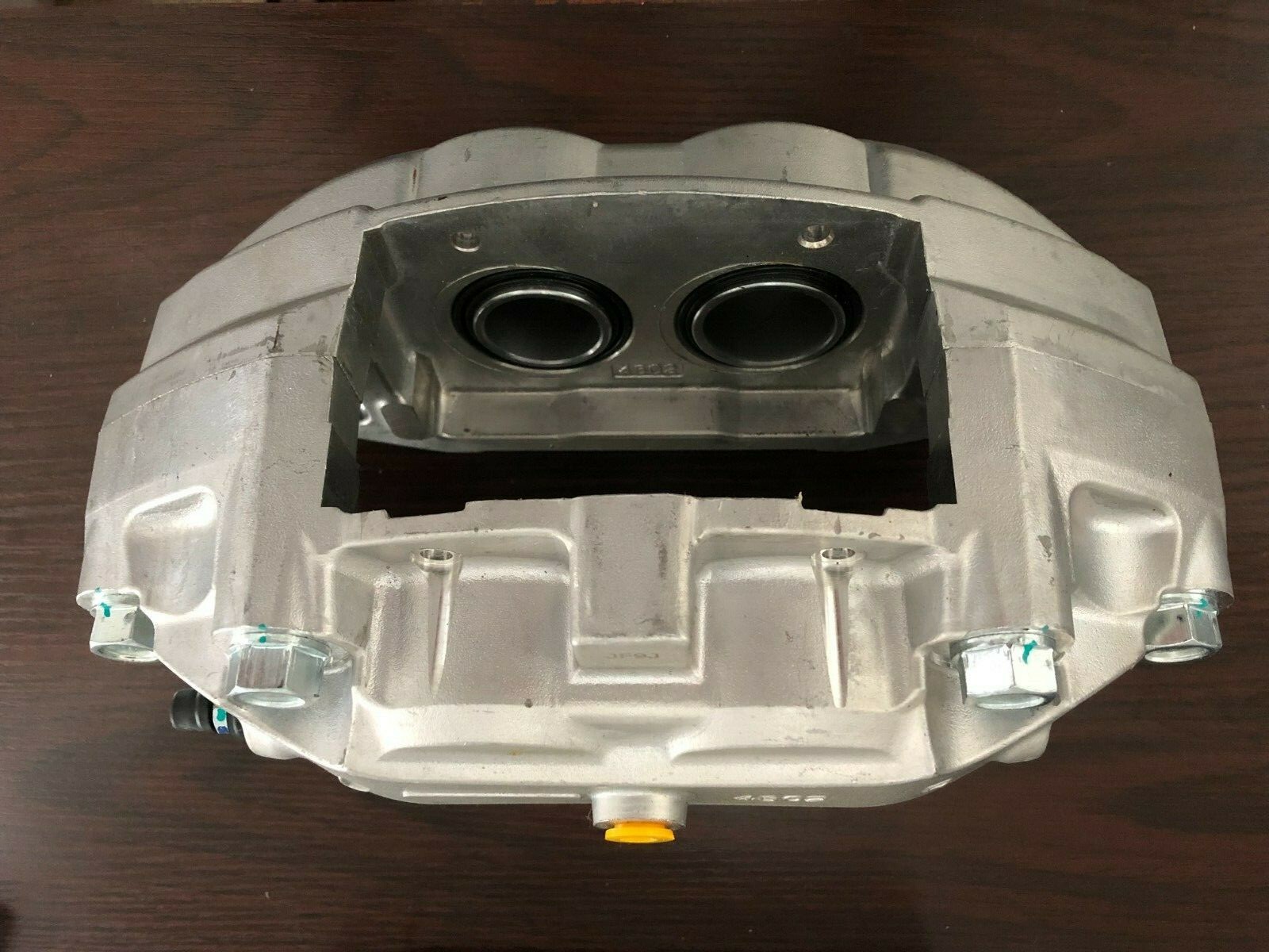 (2) Front 4 Piston Brake Calipers Pair FX50 G37 G37X Q50 09 370Z not